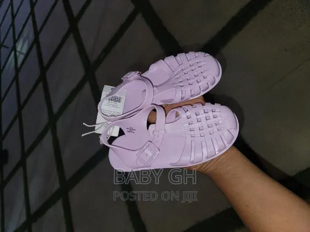 George Girls Purple Gap Sandals · Photo 1
