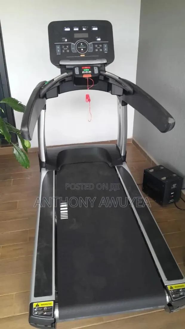 Treadmills · Photo 4