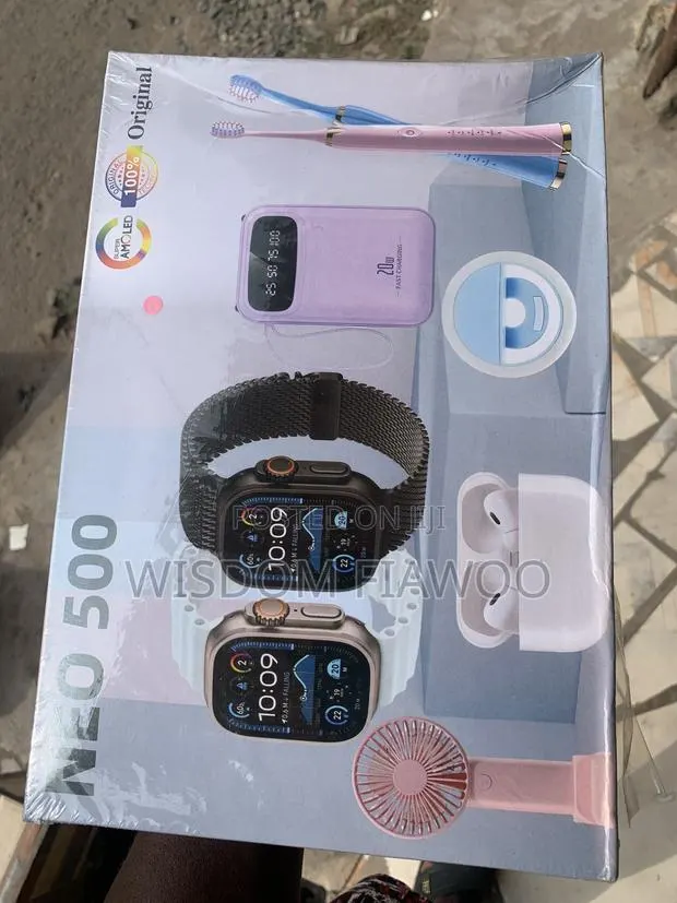 Smart Watch With Electric Brush, Powerbank and Hand Fan · Photo 1