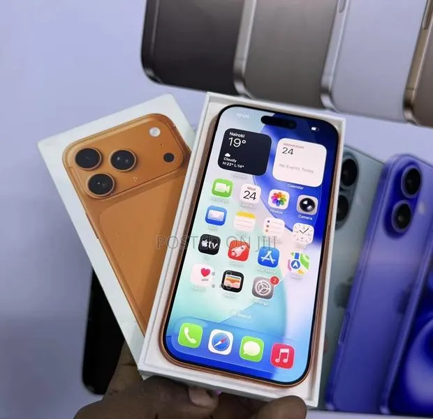 Apple iPhone 17 Pro Max 256 GB Orange · Photo 1