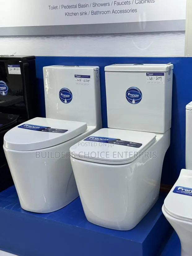 Master Water Closet 4 · Photo 1