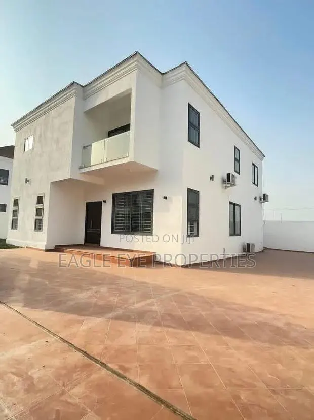 4bdrm House in Adenta Aviation, Ga East Municipal for sale · Photo 1