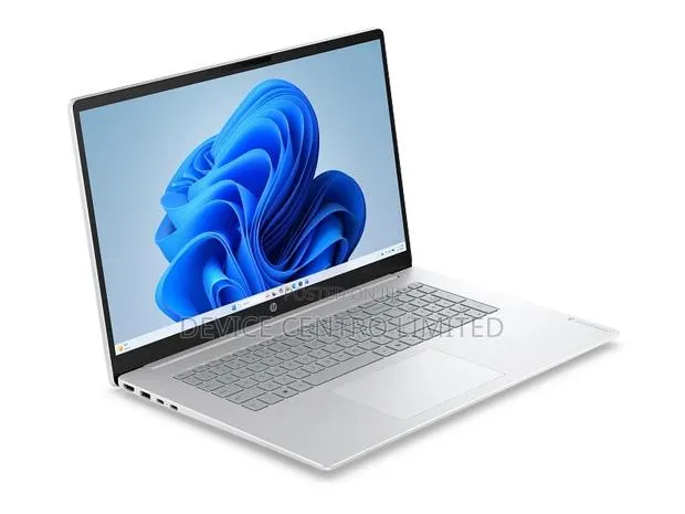 New Laptop HP OmniBook 5 16" 8GB AMD Ryzen 3 SSD 512GB · Photo 1