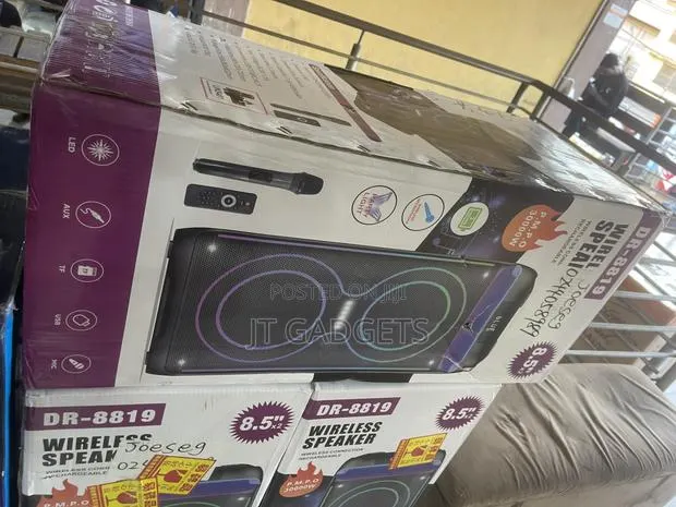 DR-8819 Wireless Party Speaker Turn Up the Volume for Any Occasion! · Photo 1