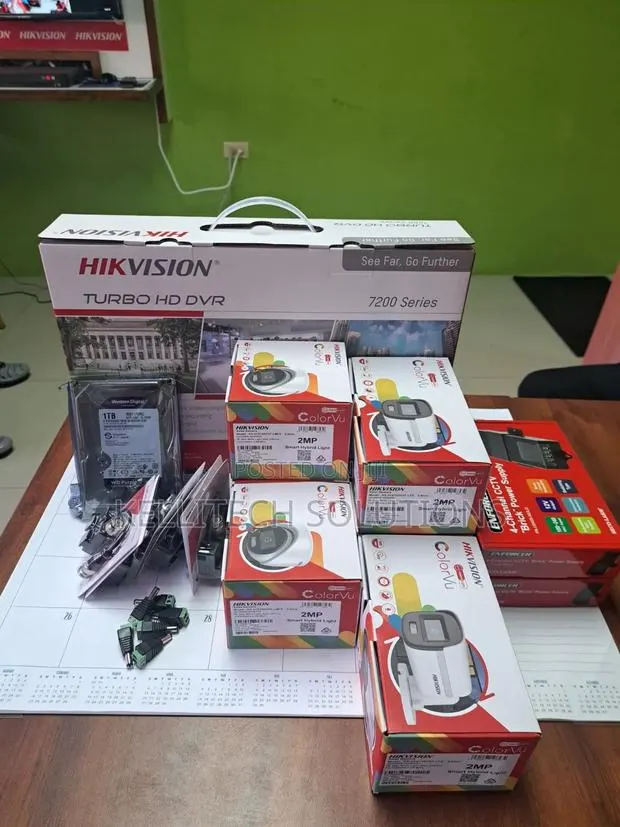4-Channel 2mp Hikvision Colourvu CCTV Camera Kits · Photo 1