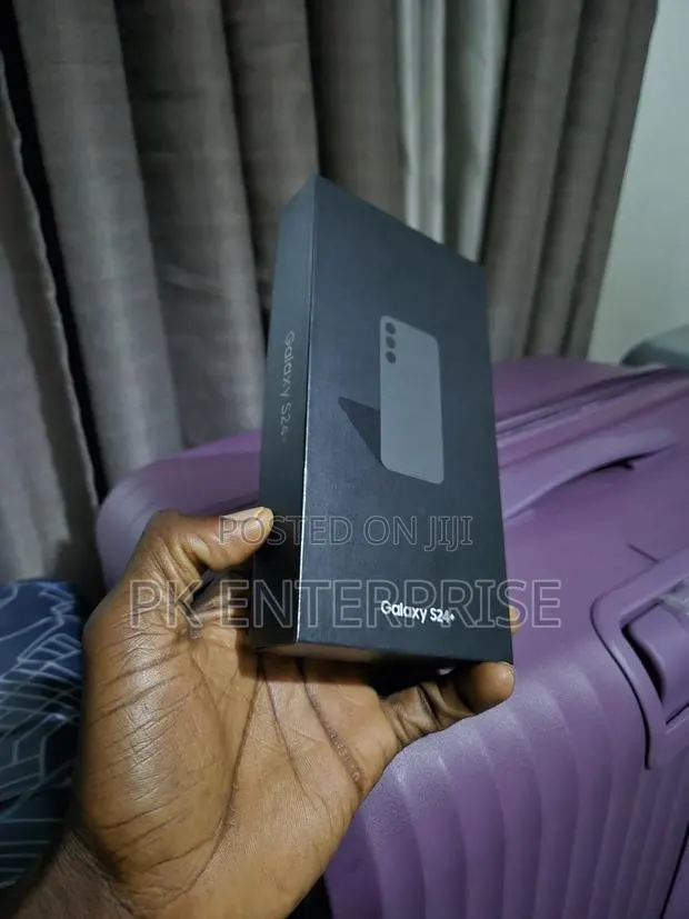 New Samsung Galaxy S24 Plus 256 GB Black · Photo 1
