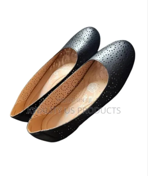 Mootsies Tootsies Ladies Flat Shoe · Photo 1