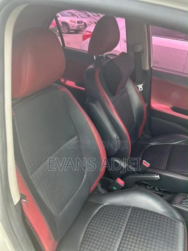 Kia Morning 2016 Beige · Photo 1