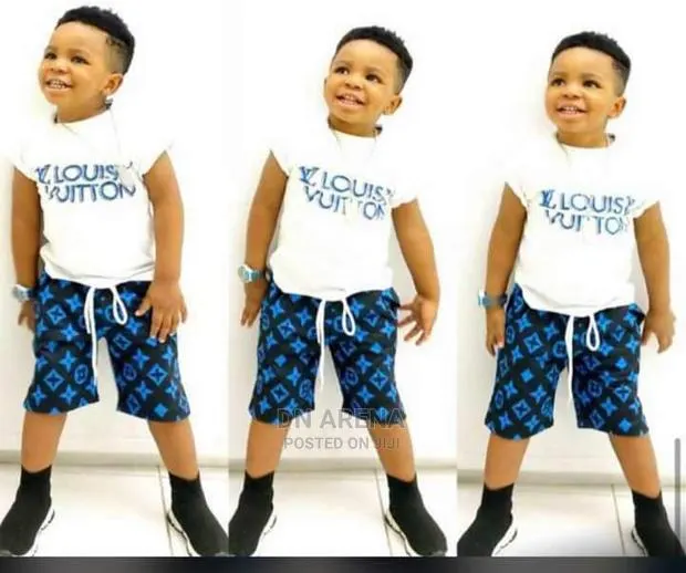 Louis Vuitton Kids Outfit · Photo 1