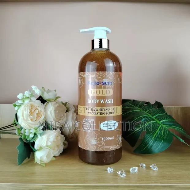 Kcjio.Scm Gold Extra Whitening and Exfoliating Scrub and Wash · Photo 1