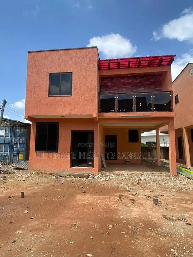 2bdrm House in Asofa, Ofankor for sale