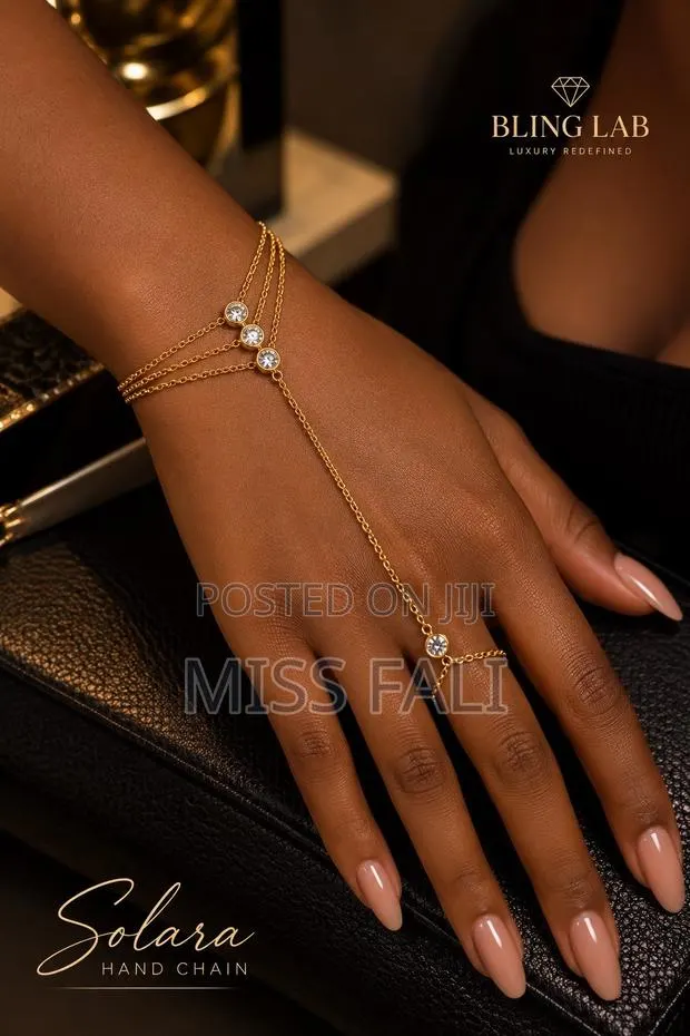 Solara Hand Chain · Photo 1