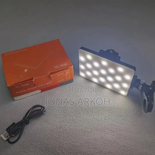 Brighten Your Glow With This Selfie Led Light · Photo 1