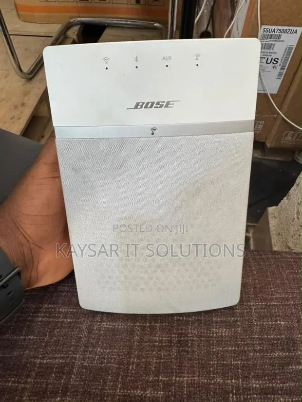 Bose Sound Touch 10 With Remote · Photo 1