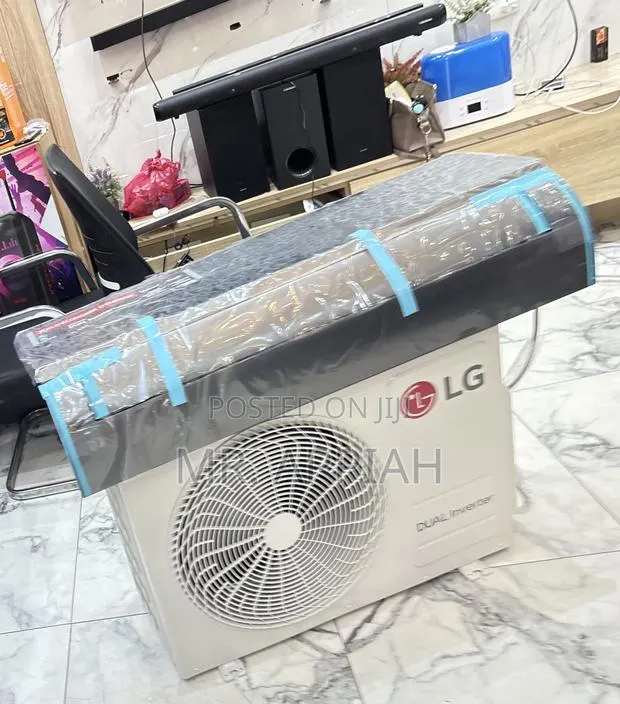 Extremely Classic Lg 2.5hp Dual Inverter Ac(Mirror) · Photo 1
