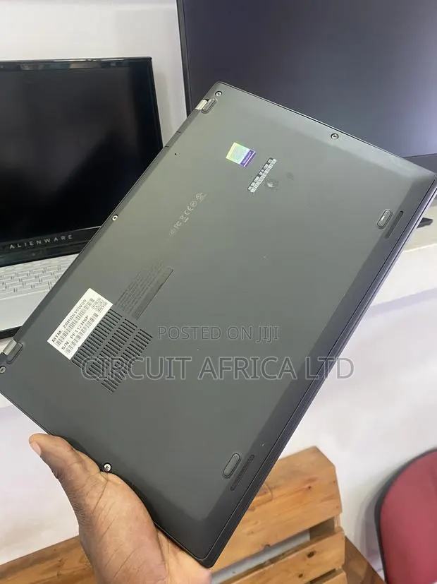 Laptop Lenovo ThinkPad T14s Gen 1 16GB Intel Core i5 SSD 256GB · Photo 1