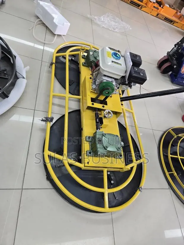 Double Blade Power Trowel · Photo 1