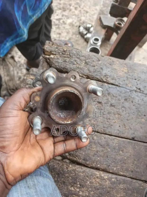 Toyota IA Back Hub Bearing · Photo 1