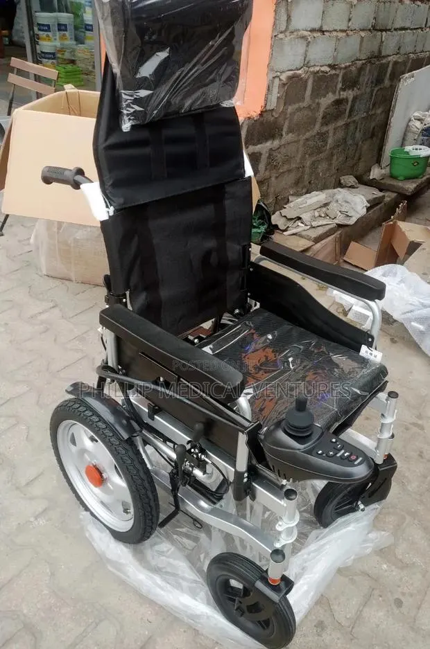 Electronic Wheelchair With Remote Control · Photo 1