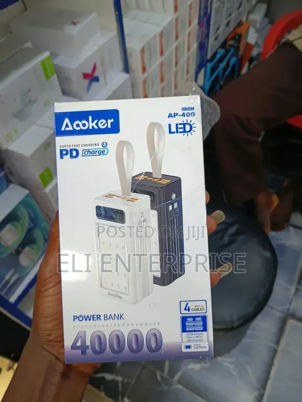 Aooker AP-400 40000mAh LED Power Bank. · Photo 1