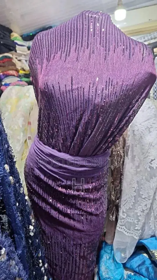 Lace in Fabrics · Photo 1