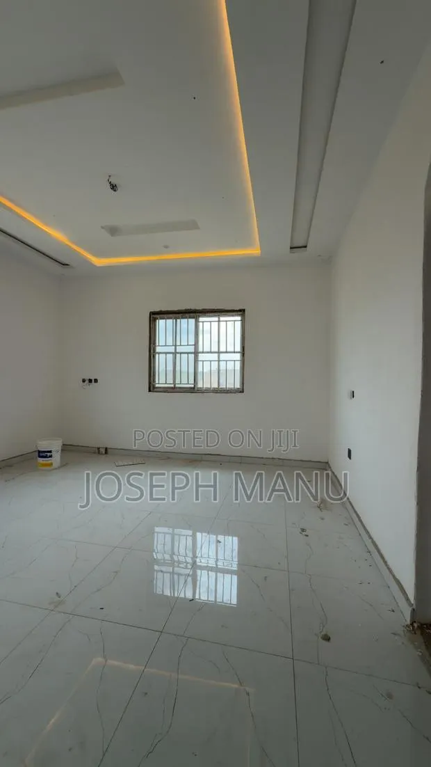 5bdrm House in Apagya Nursing, Afigya-Kwabre for sale · Photo 1