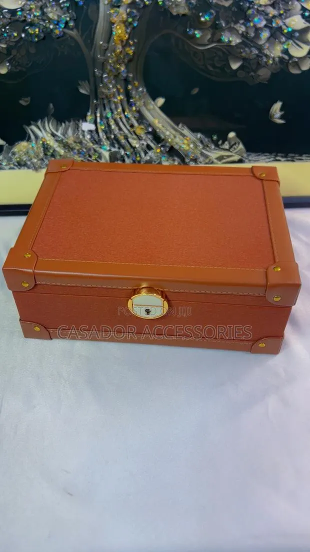 Quality Jewelry Box · Photo 1