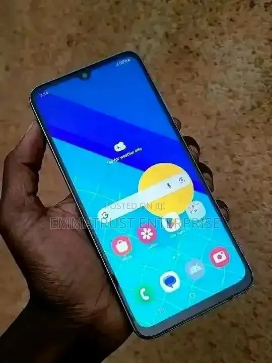 New Samsung Galaxy A14 128 GB Silver · Photo 1