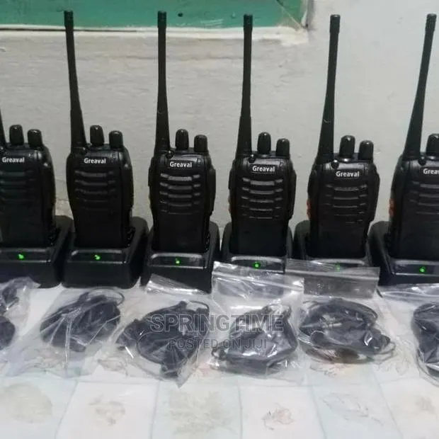 Long Range Walkie Talkies And Batteries · Photo 1
