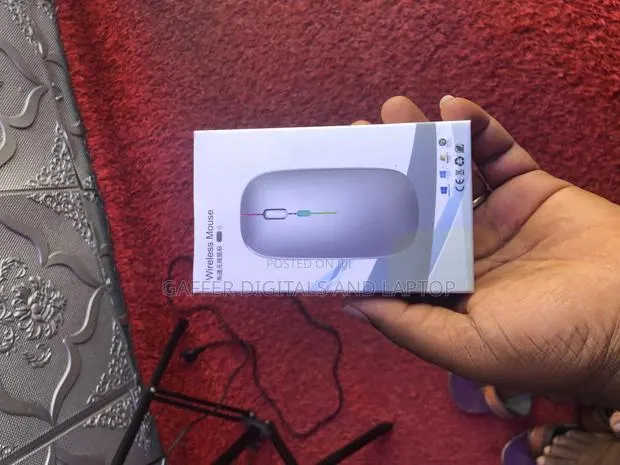 Rechargeable Wireless Mouse · Photo 1