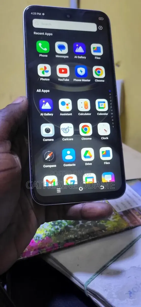 Tecno Spark 30C 128 GB White · Photo 1