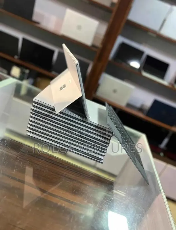 Laptop Microsoft Surface Pro 5 16GB Intel Core i7 SSD 512GB · Photo 1