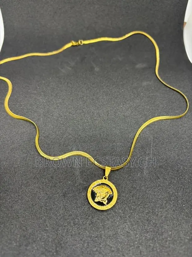 Versace Necklace Small Sized · Photo 1