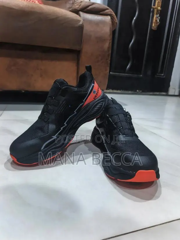 Saety Boot · Photo 4