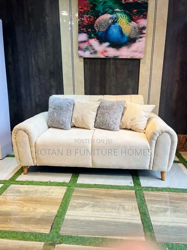 2 Seater Sofa · Photo 1