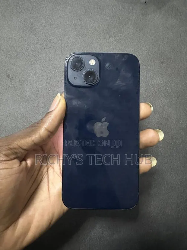 Apple iPhone 13 128 GB Blue · Photo 1