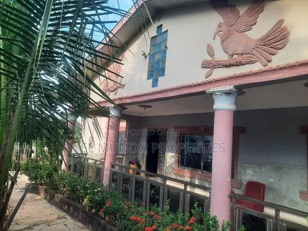 5bdrm House in Kotwi Nkoranza, Kumasi Metropolitan for sale · Photo 1