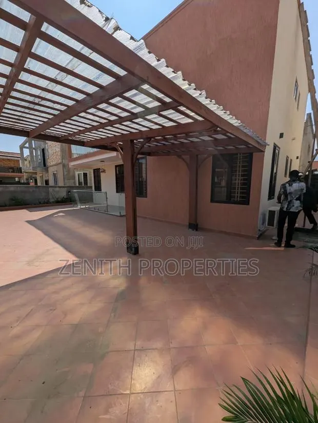 3bdrm Townhouse / Terrace in Zenith Properties, Achimota for rent · Photo 1
