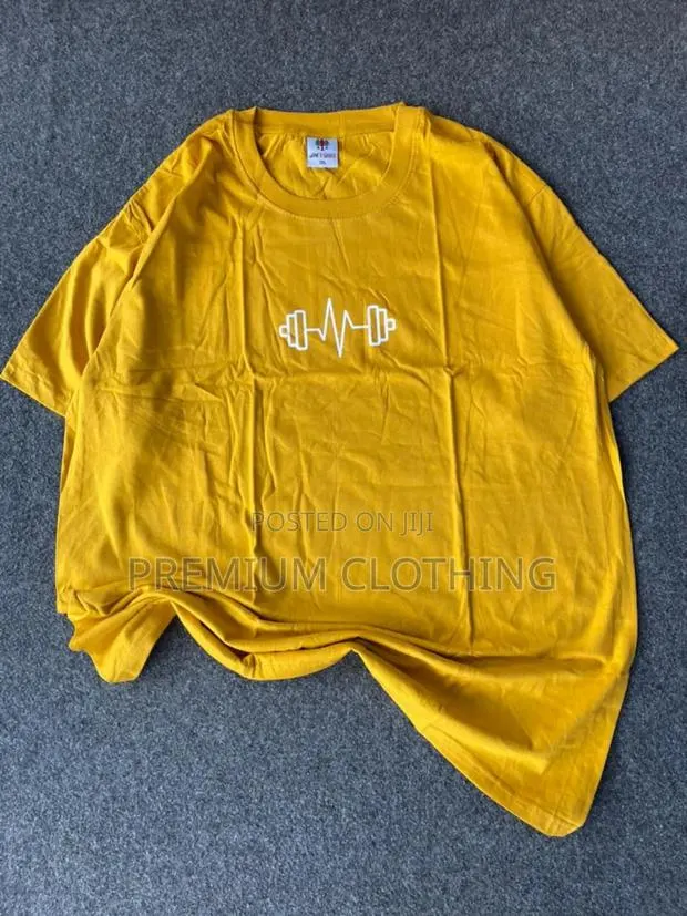 Plus Size Special Round Neck for Men · Photo 1