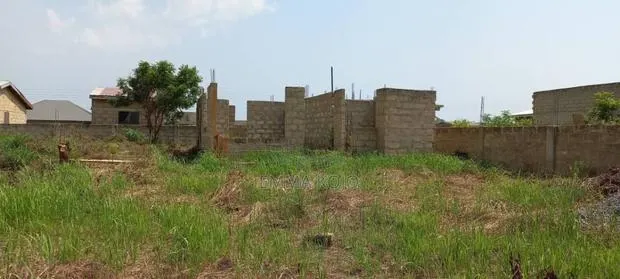 1 Plot of Land in Tetegu · Photo 1