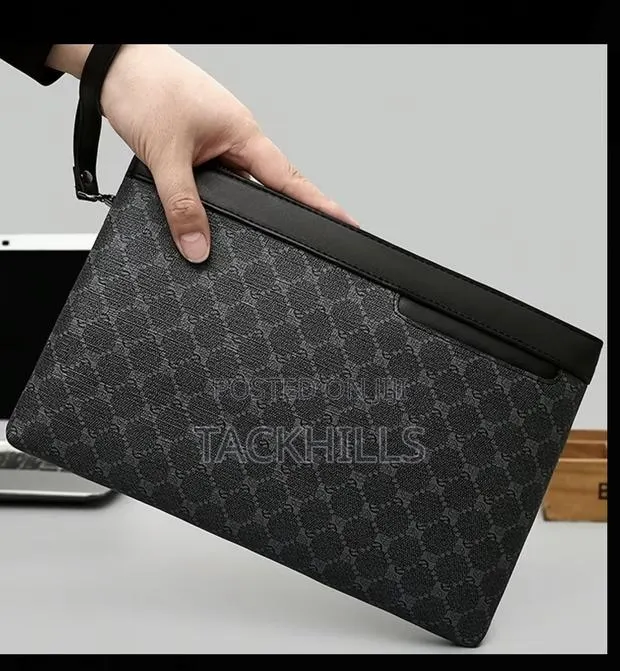 Men Clutch/Side/Armpit Bags · Photo 1