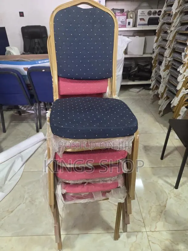 Used Conference Chairs · Photo 1