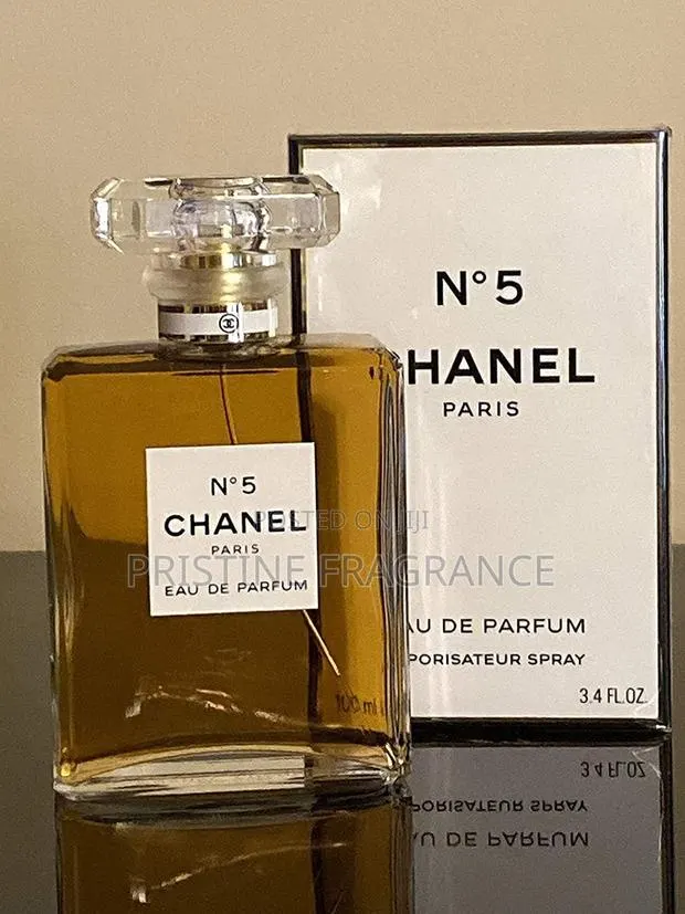 Chanel No.5 · Photo 1