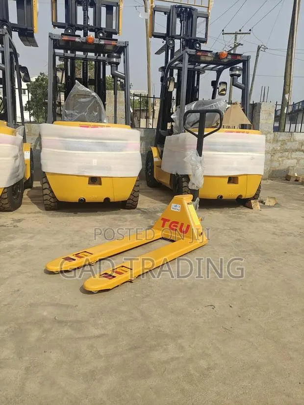 Our Special Brand New Hand Pallet Truck 3 Tons · Photo 1