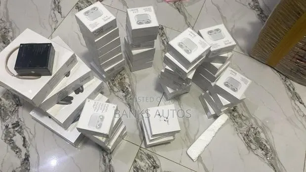 Apple Airpods 3 · Photo 1