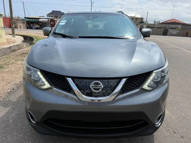 Nissan Rogue 2018 Gray · Photo 1