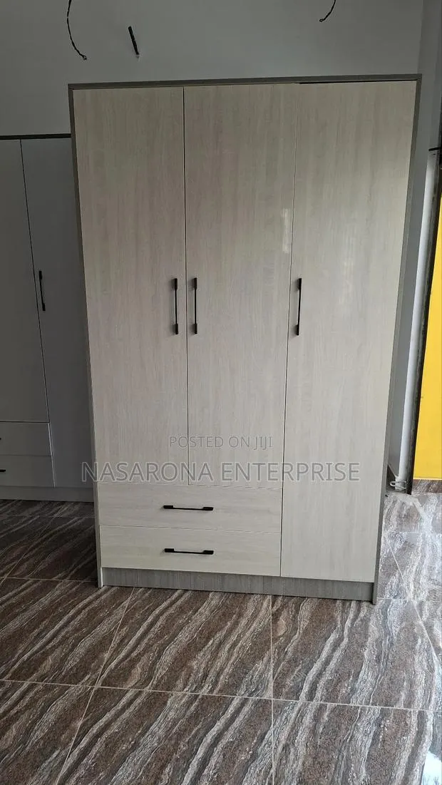 Double Wardrobe With 2drawers 120x55x200cm · Photo 1