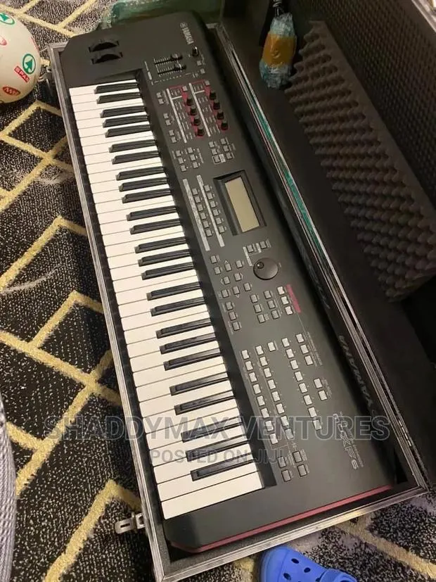 Yamaha Moxf 6 Keyboard · Photo 1