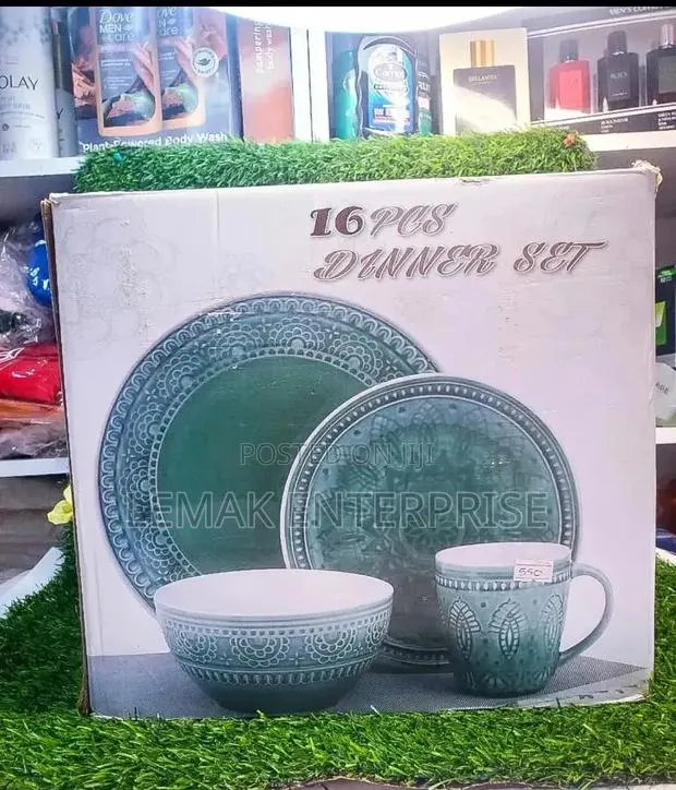 Elama Sea Foam Mozaic 16-Piece Stoneware Dinnerware Set. From UK · Photo 1