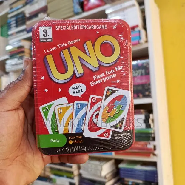 Uno Fast Fun Cards in Metal Case · Photo 1